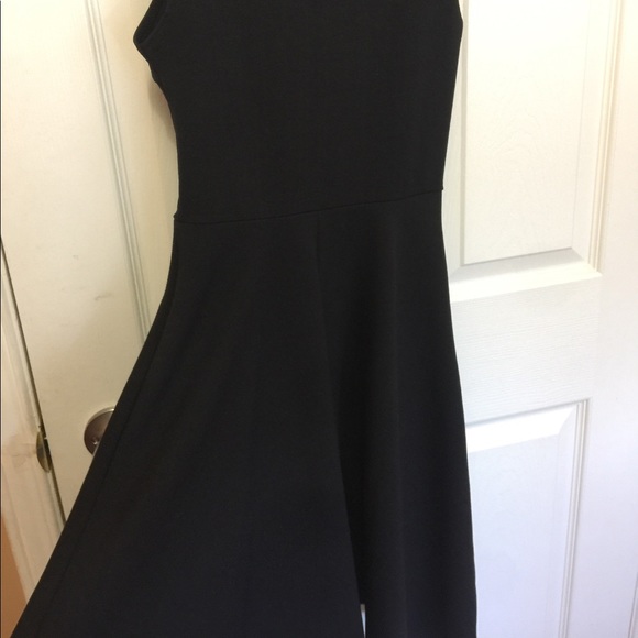 Fit and flare, straight-neck, black dress - Picture 4 of 4